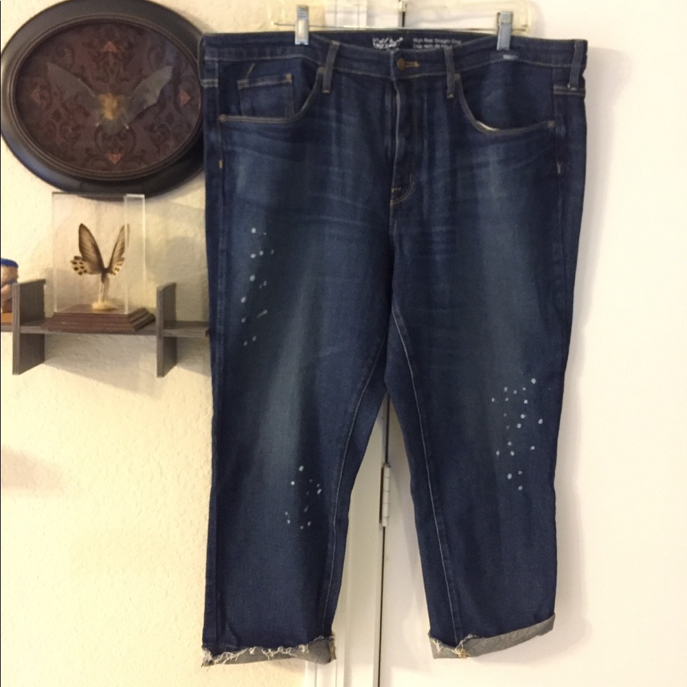 Mossimo distressed boyfriend jeans